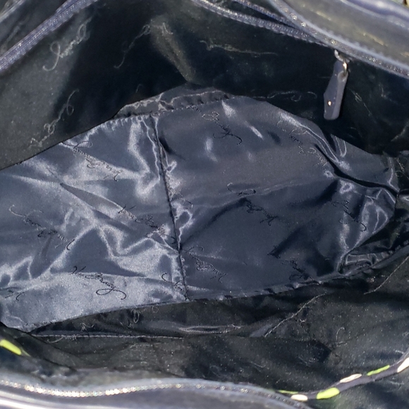 Vera Bradley Large Bag/Tote(gifted to customer) - Picture 6 of 12